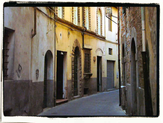 Lucca: le antiche vie che portano al nostro B&B