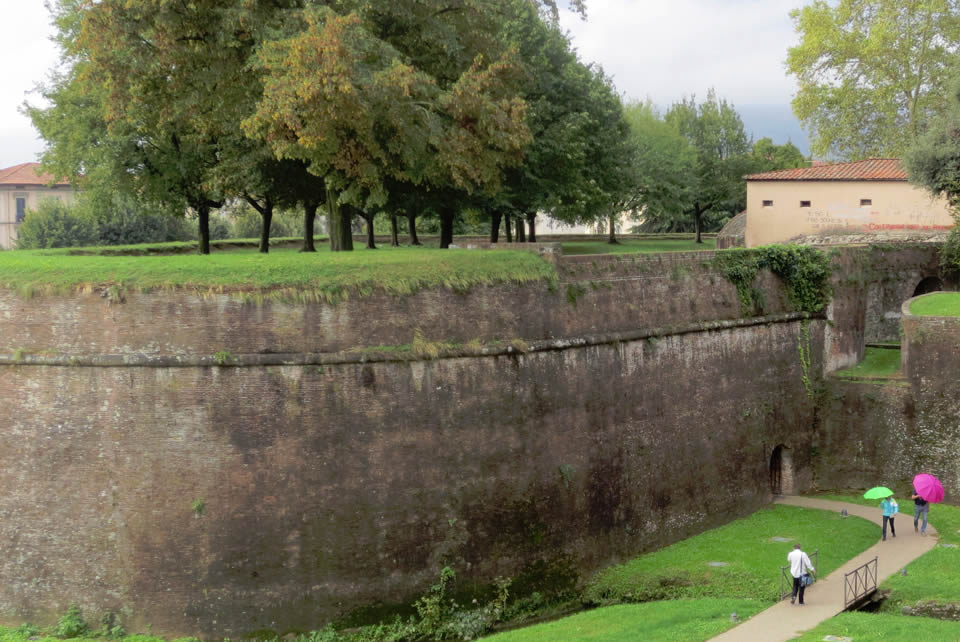 particolare mura Lucca
